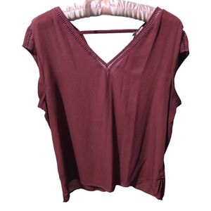 Elegant Maroon Women's Blouse, Size Large